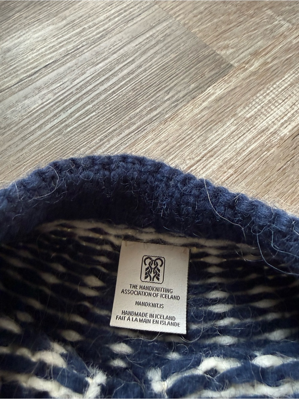 The Hand Knitting Assoc of Iceland Style Pure Wool Cardigan Sweater Navy Blue XL - Picture 8 of 15